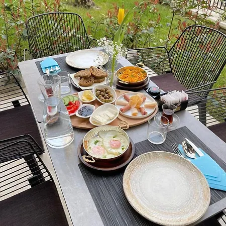 Sokrati Tirana